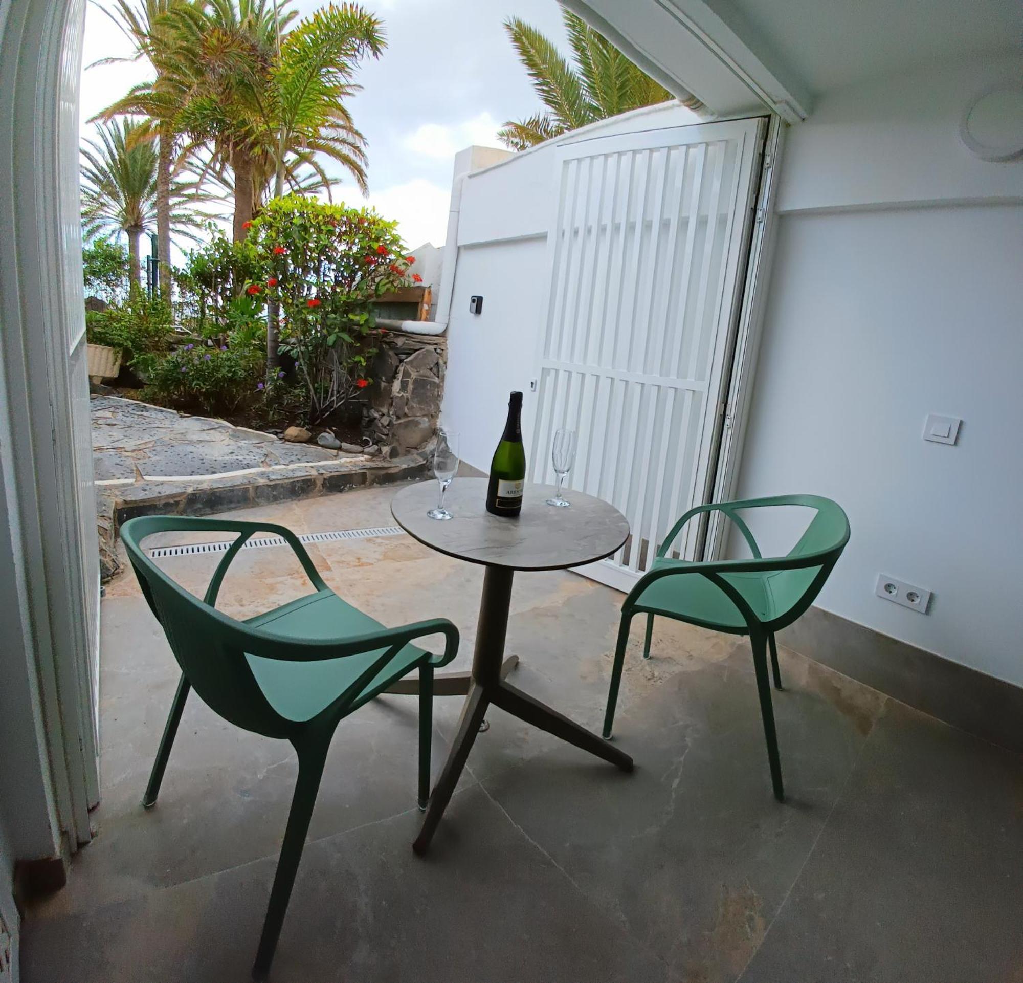 Bungalow Uno - Front Line Of Ocean San Bartolomé Eksteriør bilde
